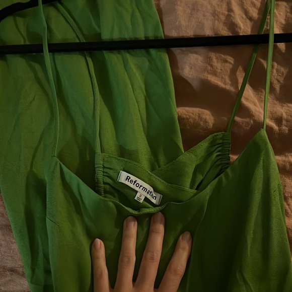 Reformation Dover dress in Saguaro - Sold out! - Picture 7 of 7